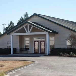 Lindsey & Wills Animal Hospital Logo