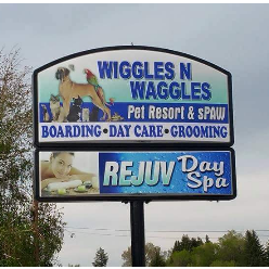 Wiggles N Waggles Pet Resort & Spa Logo