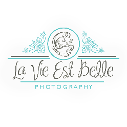 La Vie Est Belle Photography Logo